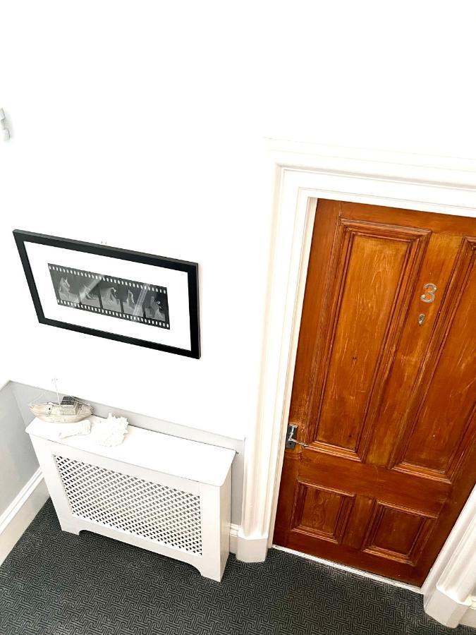 Bythesea Guest House 艾尔 外观 照片