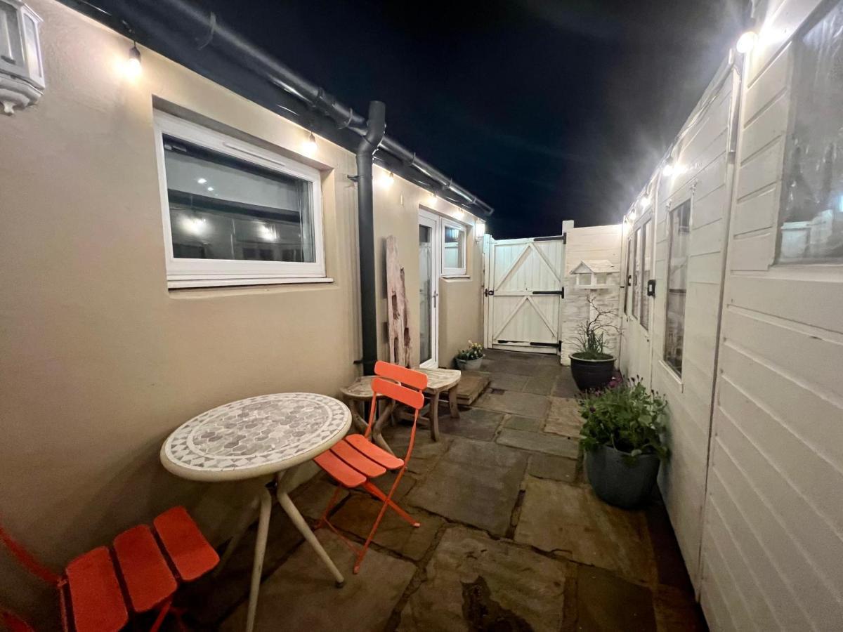 Bythesea Guest House 艾尔 外观 照片